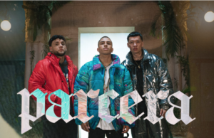 ‘PARCERA’ EL NUEVO JUNTE EXPLOSIVO DE MAXIOLLY JUNTO A BLESSD Y ADSO