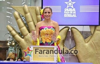 Al estilo regional mexicano Cristina Eustace levanta su bandera en la Plaza De Las Estrellas