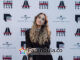 Julio Reyes Copello, el multi – galardonado productor, presenta a Ela Taubert nueva promesa del pop Ela Taubert