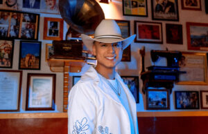 PEPE GUERRERO continúa en los primeros lugares de MONITOR LATINO y prepara música para diciembre