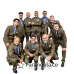 FOTO 2 LOS GRADUADOS