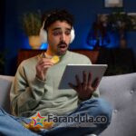 joven-disfrutando de la noche de cine con DIRECTV y DGO