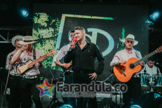 Julián Daza apuesta por la emoción en 2026 con su sencillo “Si La Ves”