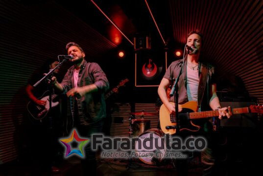 ¡Paren todo! Azier regresa renovado y listo para conquistar México con «Luz de Fondo»