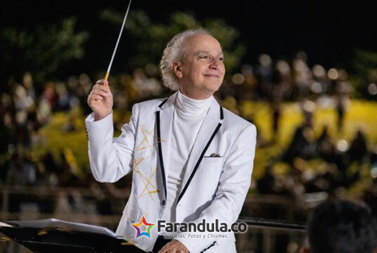 Eduardo Marturet dirige histórico mega concierto en Parga, Grecia