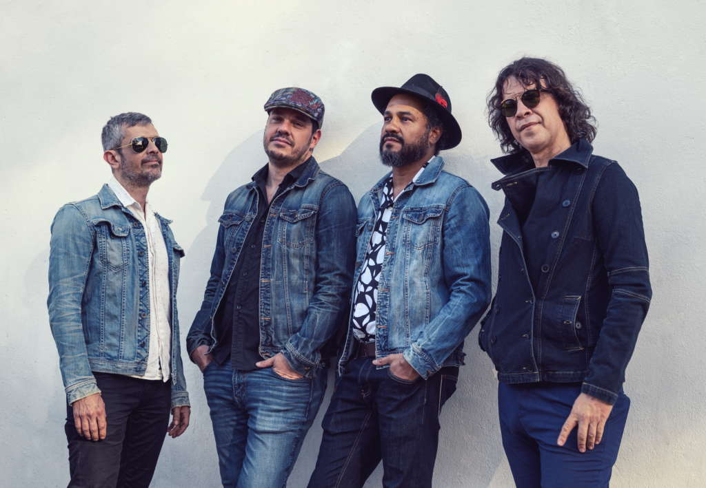 Superlitio presenta “Días perfectos”: un manifiesto sonoro contra la hiperconexión digital 1