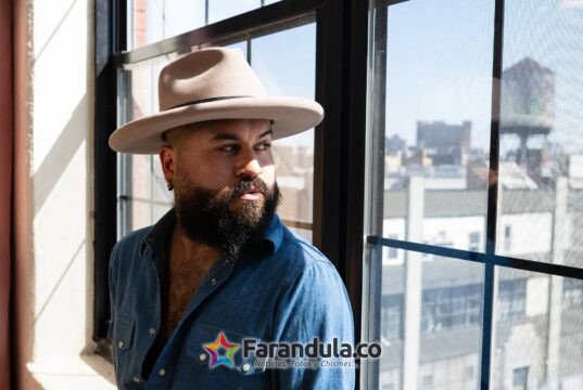 LeKastro reimagina el clásico “El perdedor” en el nuevo álbum tributo “Aventura en tumbao”