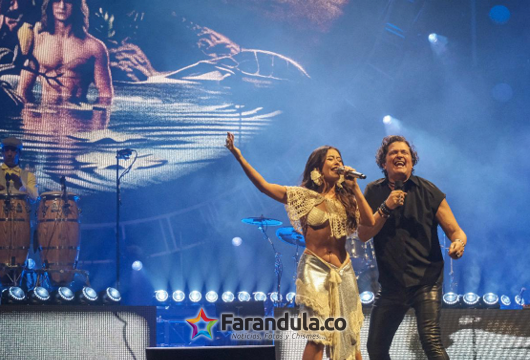 Juliana se une a Carlos Vives en un emotivo homenaje a Colombia ante un Choliseo totalmente lleno 1