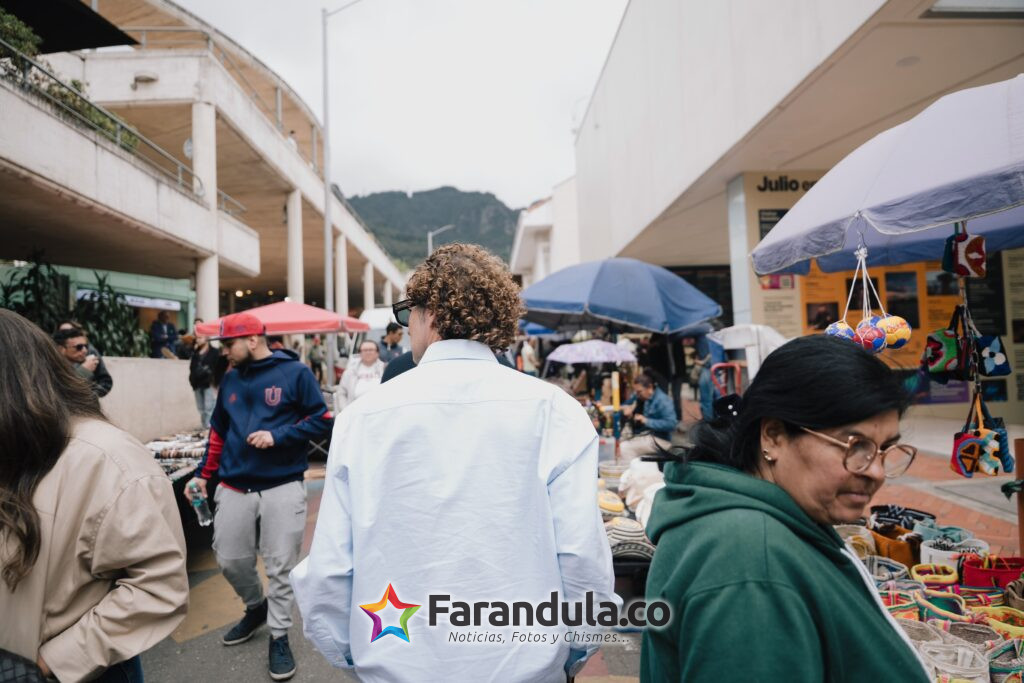 David Bisbal recorrió La Candelaria y el Museo Botero antes de su esperado concierto en Bogotá 1