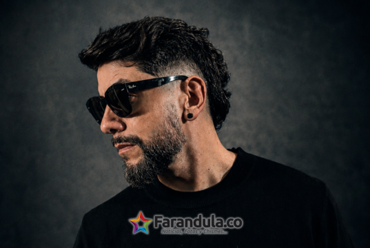 «Hiperventilado»de Bobby Zaga: un crudo retrato sobre el caos digital
