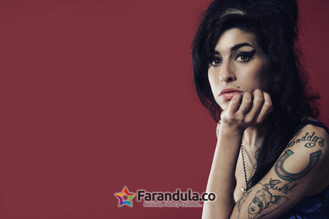 Amy Winehouse photographed by Alex Lake @ TWOSHORTDAYS (website/insta)