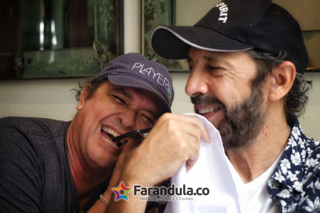 Carlos Vives estrena el video de “Buscando el Mar” junto a Juan Luis Guerra, una de las colaboraciones más especiales de El Último Disco, Vol. 1 2