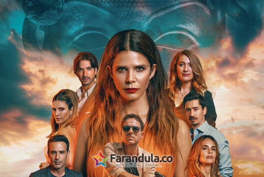 Netflix presenta el tráiler y el arte principal de la segunda temporada de Medusa "A group of serious-looking people stand in front of a burning city skyline with a snake-like creature looming above; prominent title "Medusa" in gold, with Netflix and release date info below."