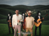 Nanpa Básico une fuerzas con Kapo para explorar los sonidos románticos del bolero en su nuevo sencillo «Cóbrame tú»