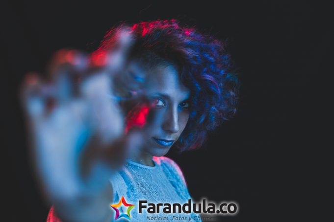 Carolina Pacheco presenta ‘Hacia la hoguera’