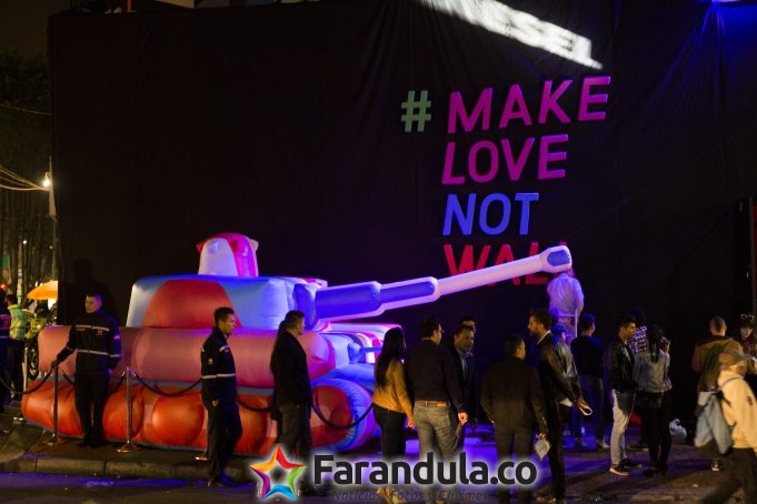 Fiesta Diesel Make Love Not Walls