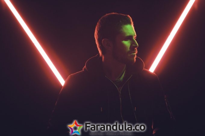 Sold Out para ver a Juan Pablo Vega y Monsieur Periné en el Teatro Colón, Bogotá