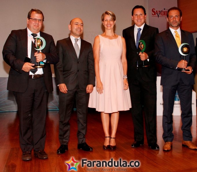 La Corporación Fenalco Solidario premió a Ramo, Tronex y RCN