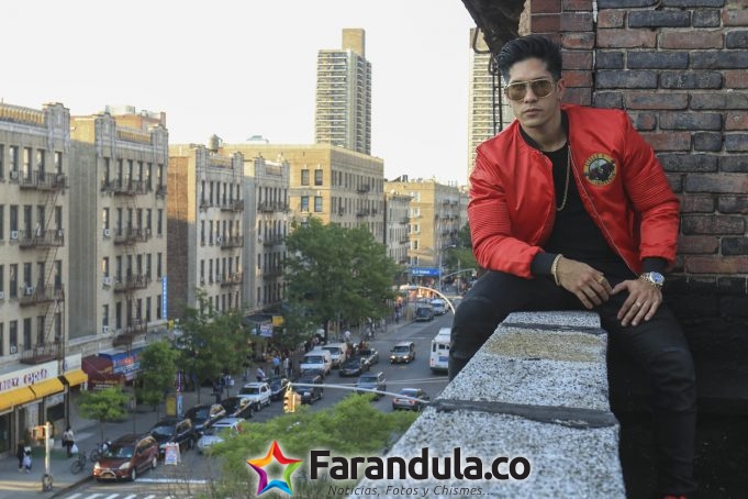 Chyno Miranda fue nombrado como embajador del «New York Fashion Week Men»
